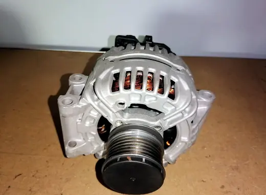 Alternator, widok z góry